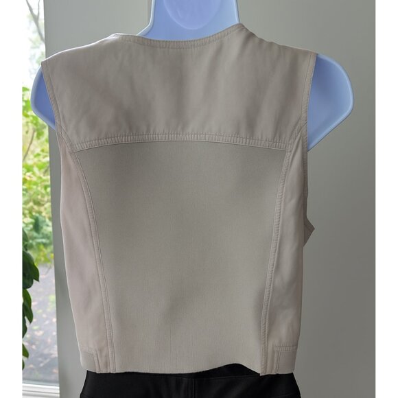 Stella Carakasi Light Gray Diagonal Zip Vest with Asymmetrical Hem Size M - Picture 2 of 5